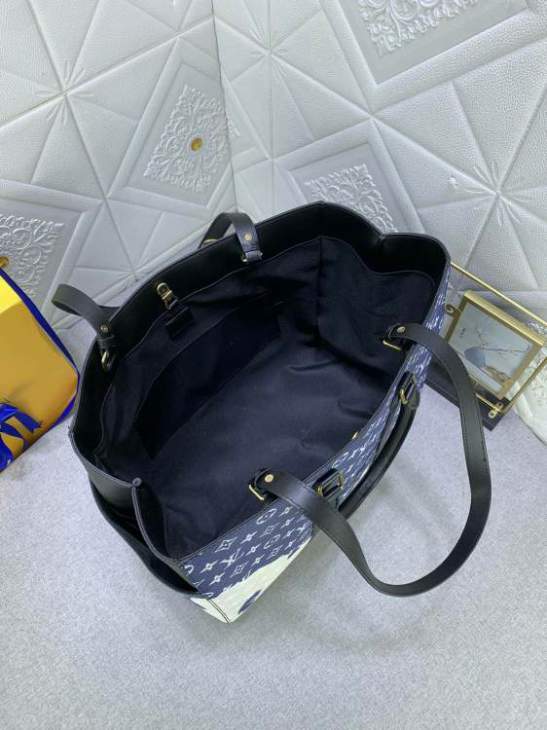 Picture of Louis Vuitton Handbags _SKUfw156181858fw
